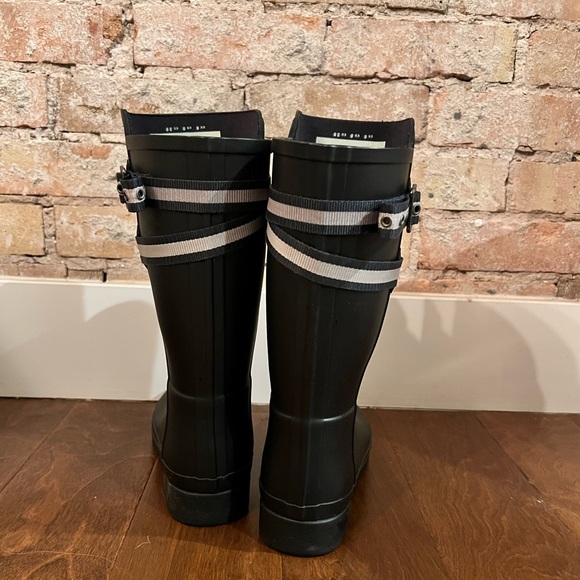 Hunter Rain Boots - Picture 2 of 4